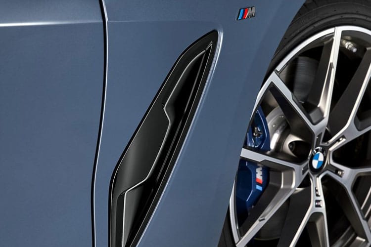 3902456 M850i xDrive 2dr Auto