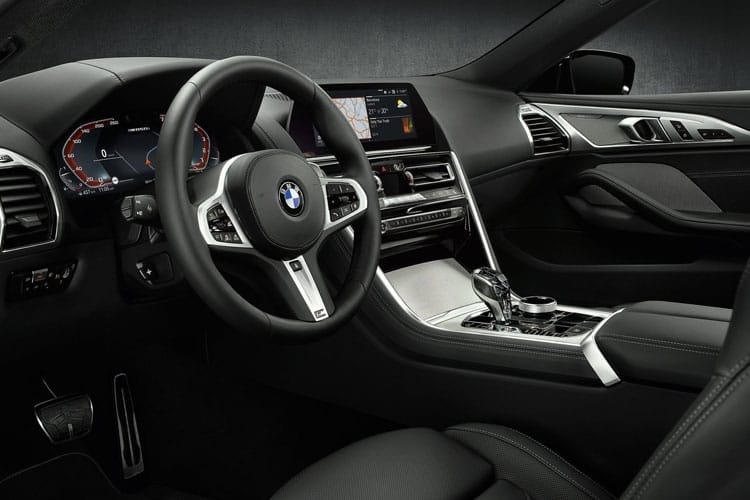 3902456 M850i xDrive 2dr Auto