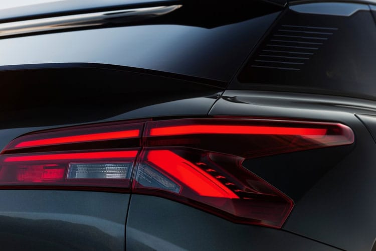 3978587 1.2 Hybrid 136 Plus 5dr e-DCS6