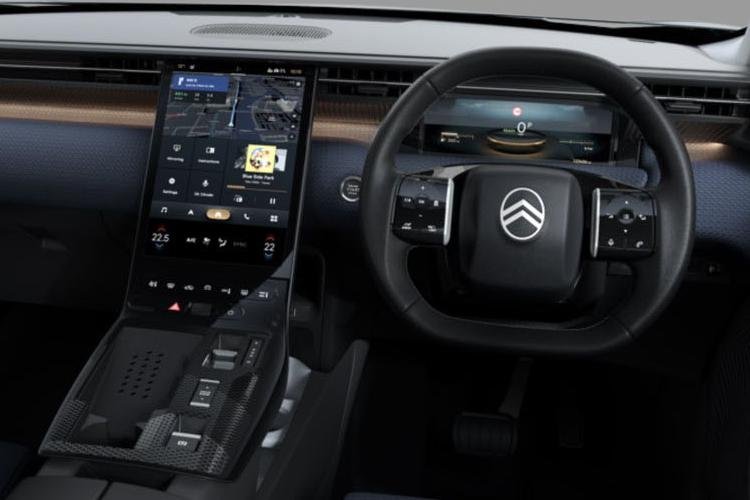 3975902 157kW Max 73kWh 5dr Auto