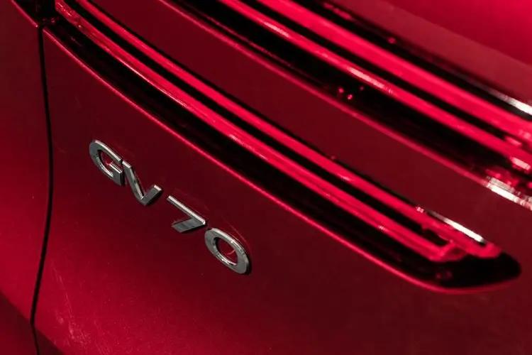 3946745 2.2D [201] Luxury 5dr Auto AWD [Innovation Pack]