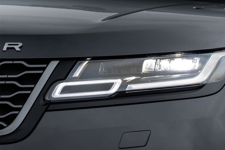 3909875 3.0 D300 MHEV Autobiography 5dr Auto [Revised]