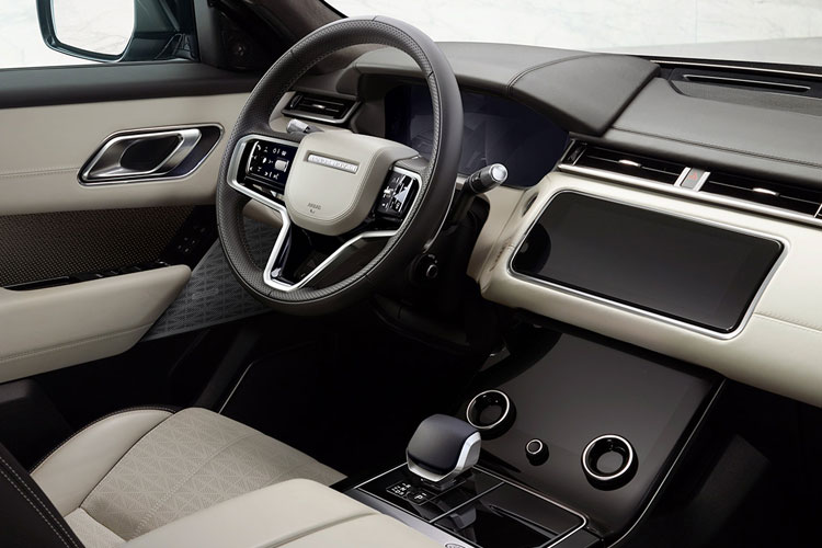 3909875 3.0 D300 MHEV Autobiography 5dr Auto [Revised]