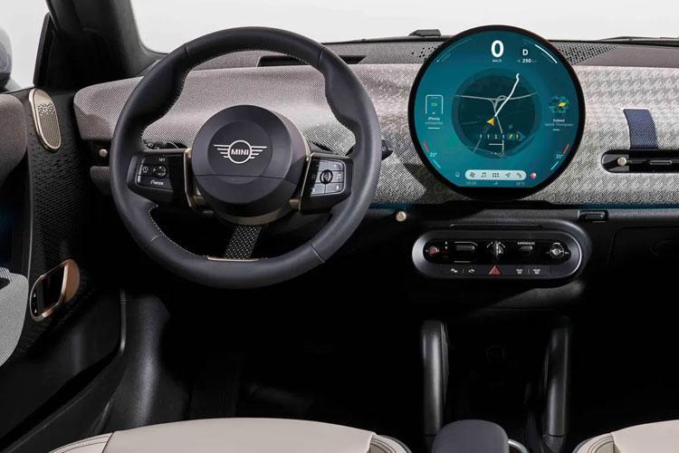 3812912 135kW E Exclusive 41kWh 3dr Auto