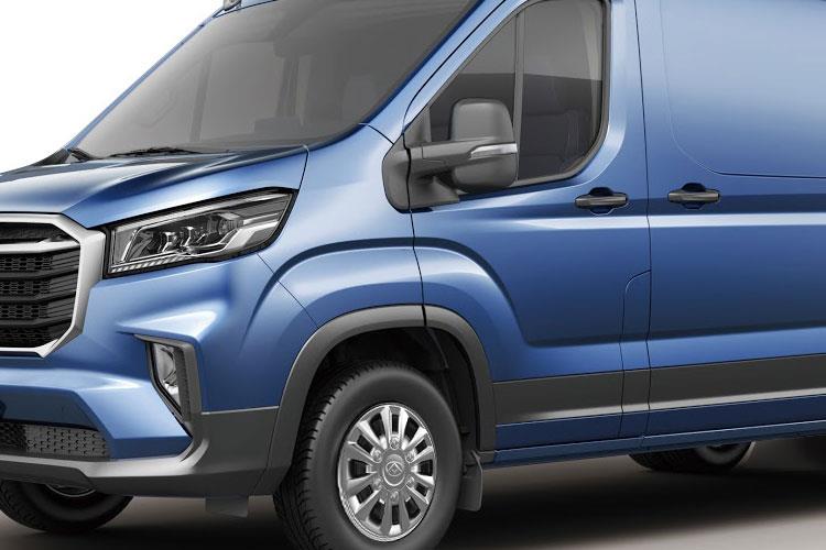 3943509 150kW High Roof Van 77kWh Auto