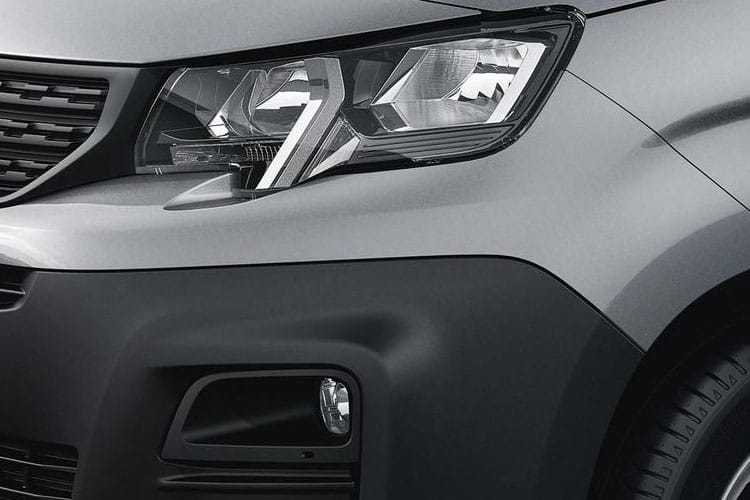 3781393 1.5 BlueHDi 100 Asphalt Van