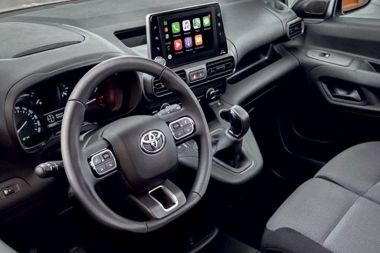 3813206 1.5D 100 Icon Van